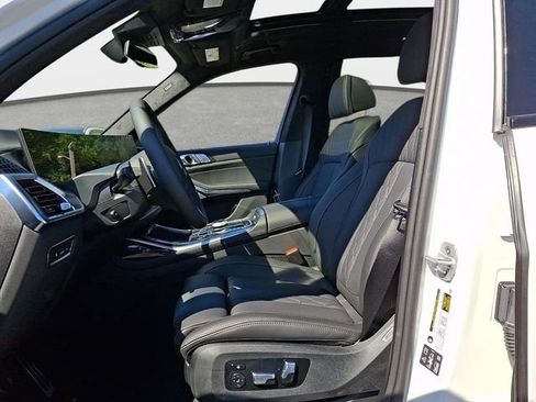 New 2027 BMW X7 M60i w/ Executive Package AWD/4WD image 11