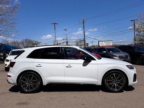 Used 2024 Audi SQ5 Prestige AWD/4WD image 7