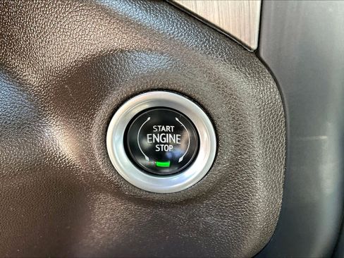 Used 2021 GMC Sierra 1500 Denali AWD/4WD image 33