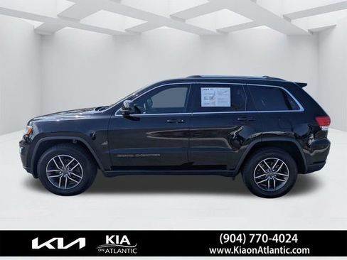 Used 2019 Jeep Grand Cherokee Laredo w/ Laredo X Package image 6