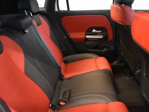 Used 2022 Mercedes-Benz GLA 35 AMG 4MATIC image 19