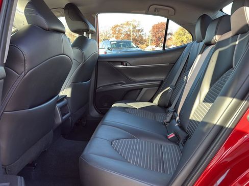 Used 2023 Toyota Camry SE image 28