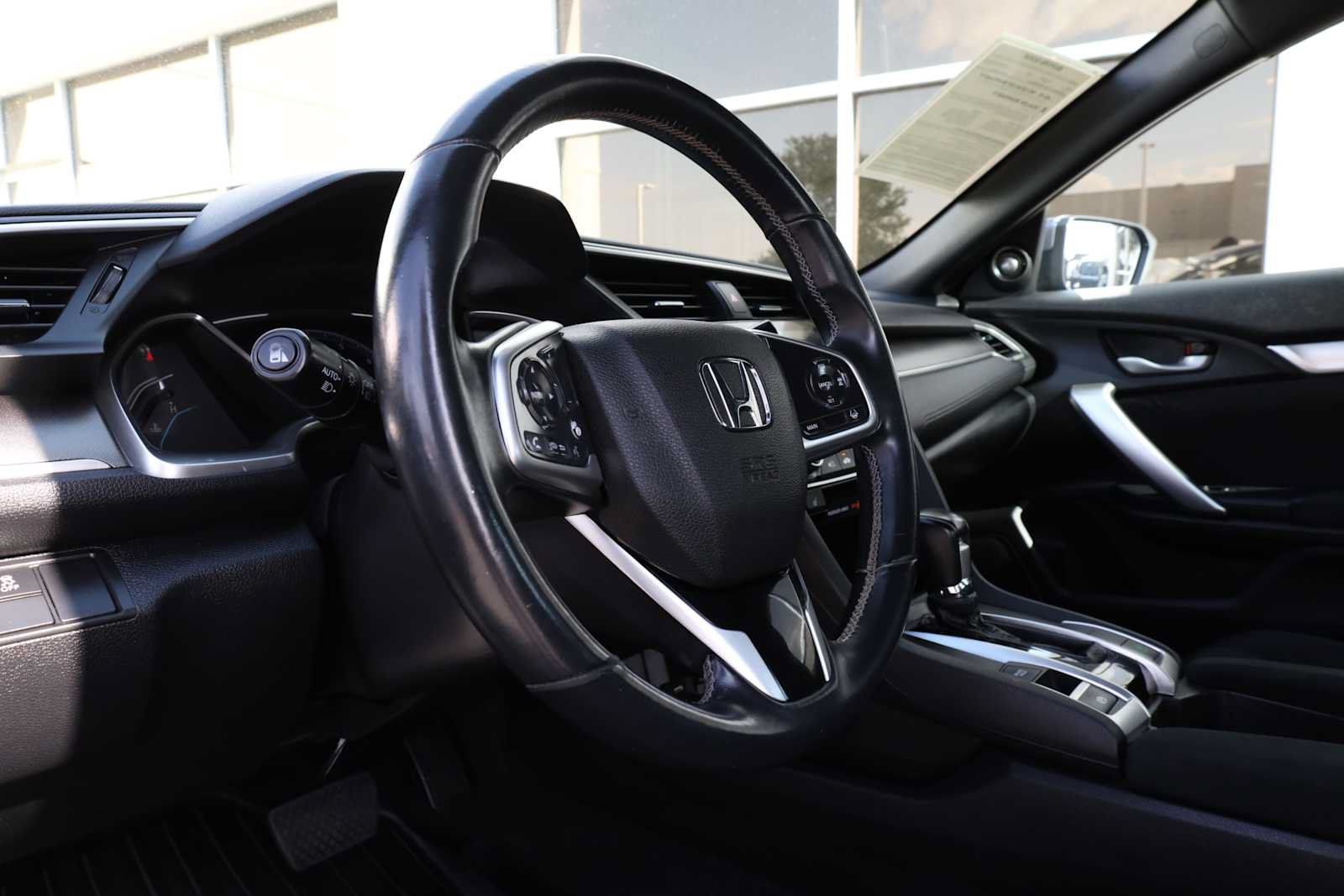 Used 2019 Honda Civic EX image 16