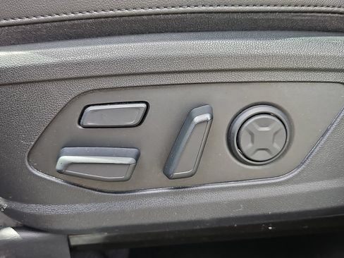 Certified 2024 Kia Sorento SX Prestige AWD/4WD image 30