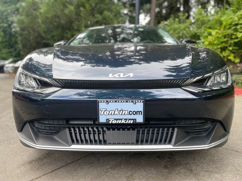 Certified 2024 Kia EV6 Light RWD image 8