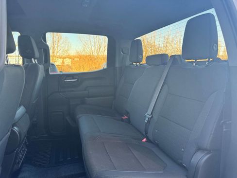 Used 2019 Chevrolet Silverado 1500 LT image 27