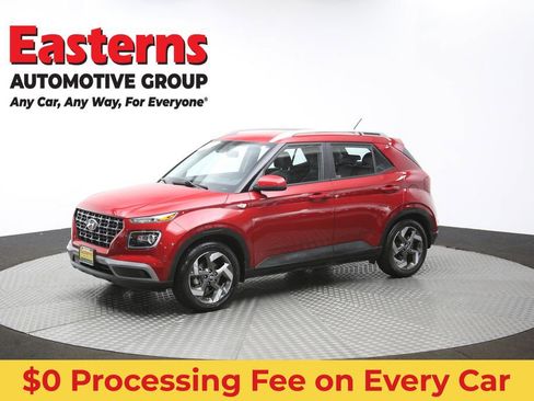Used 2023 Hyundai Venue Limited FWD image 58