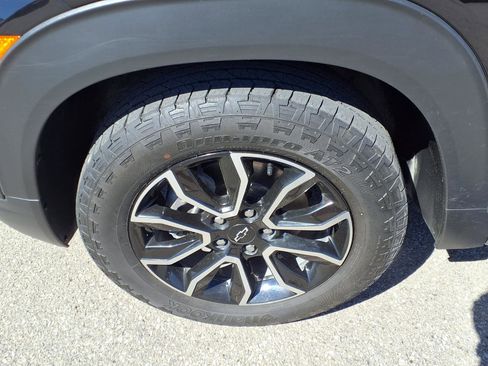 Used 2025 Chevrolet TrailBlazer ACTIV w/ Driver Confidence Package FWD image 19