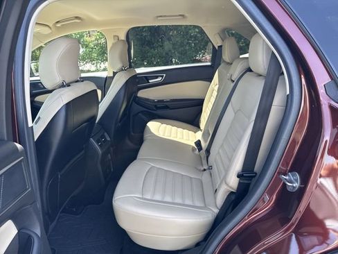 Used 2015 Ford Edge SEL w/ Equipment Group 201A AWD/4WD image 12