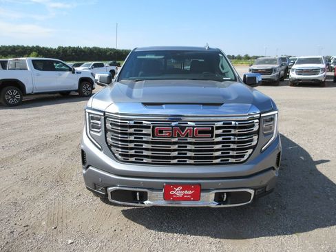 New 2026 GMC Sierra 1500 Denali w/ Denali Reserve Package AWD/4WD image 11