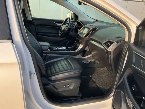 Used 2019 Ford Edge SEL w/ Equipment Group 201A image 35