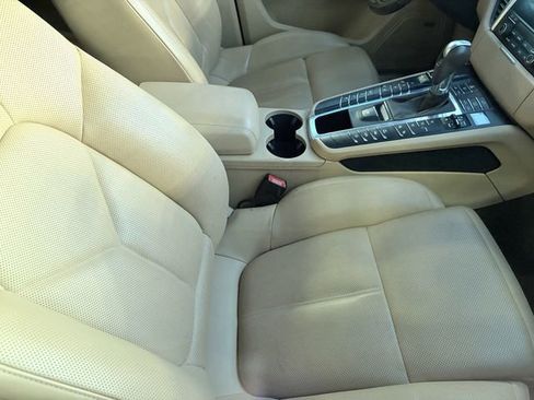 Used 2018 Porsche Macan GTS image 5