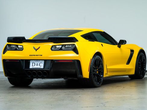 Used 2017 Chevrolet Corvette Z06 RWD image 8