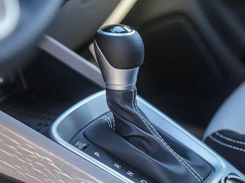 New 2026 Hyundai Venue SEL image 26