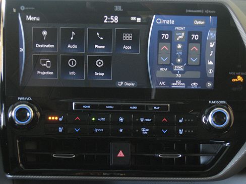 Used 2020 Toyota Highlander Platinum image 17