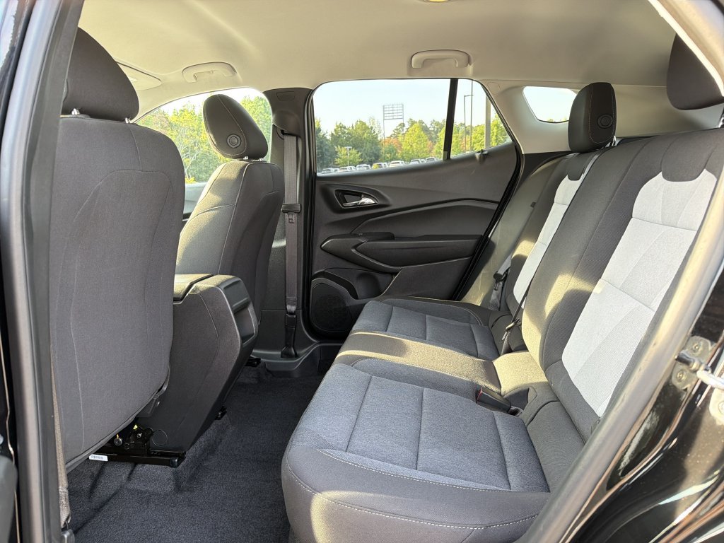 Used 2024 Chevrolet Trax LS FWD image 13