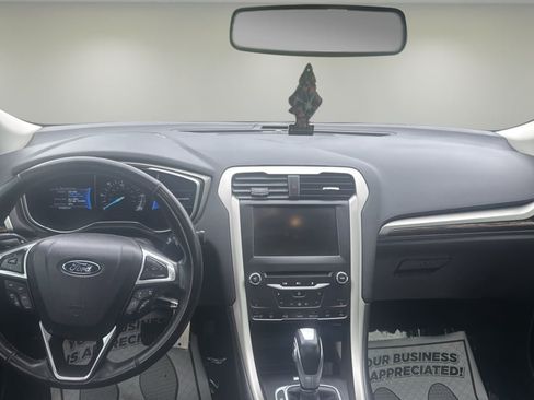 Used 2014 Ford Fusion Energi SE FWD image 9