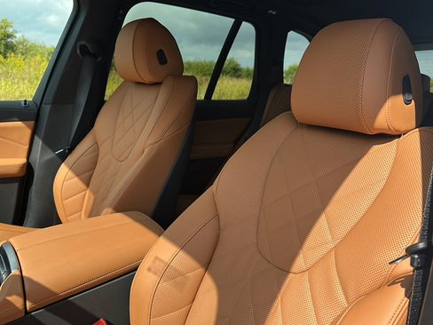 New 2026 BMW X5 sDrive40i w/ M Sport Package image 11