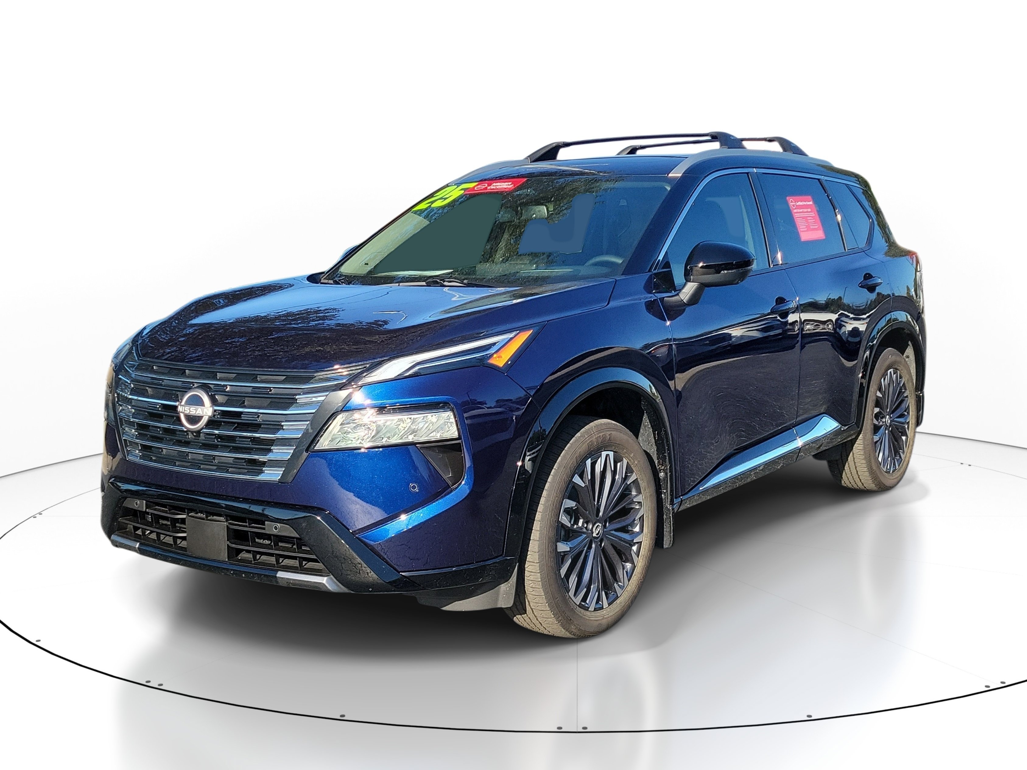 Certified 2025 Nissan Rogue Platinum w/ Platinum Premium Package FWD image 3