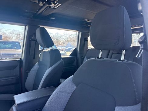 Used 2025 Ford Bronco 4-Door w/ Sasquatch Package image 23