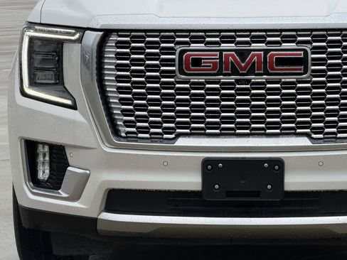 Used 2024 GMC Yukon XL Denali w/ Max Trailering Package AWD/4WD image 8
