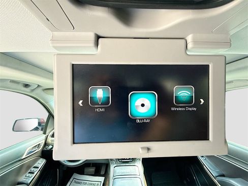 Used 2019 GMC Yukon XL Denali w/ Denali Ultimate Package image 26