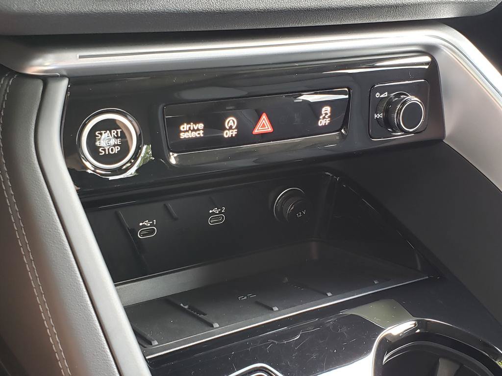 Used 2025 Audi Q5 Premium Plus w/ Premium Plus AWD/4WD image 24