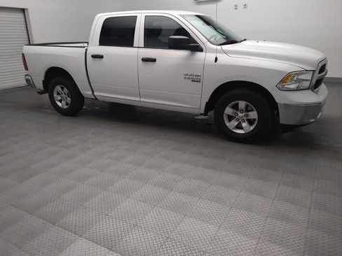 Used 2022 RAM 1500 Classic SLT RWD image 11