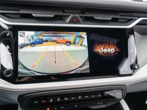 New 2026 Jeep Cherokee Limited image 20