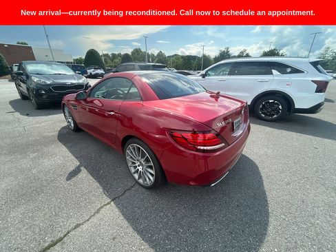Used 2020 Mercedes-Benz SLC 300 image 8