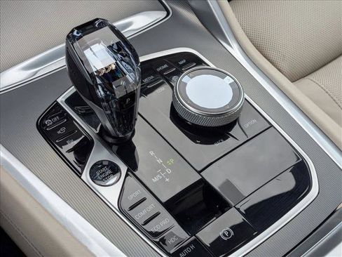 Used 2023 BMW X6 xDrive40i image 12