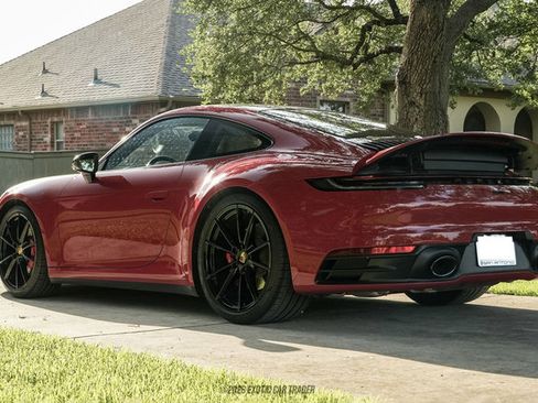 Used 2021 Porsche 911 Carrera S RWD image 6