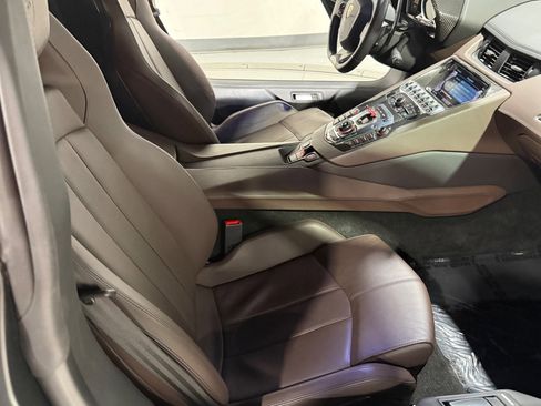 Used 2014 Lamborghini Aventador LP 700-4 image 65