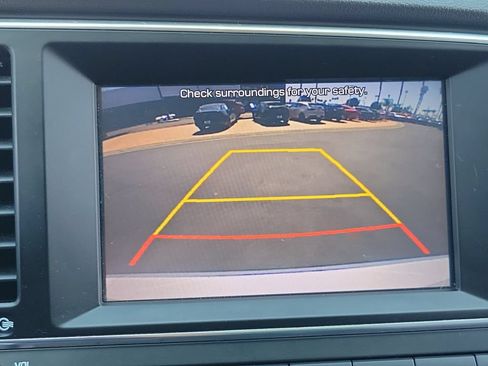Used 2017 Hyundai Elantra SE FWD image 11