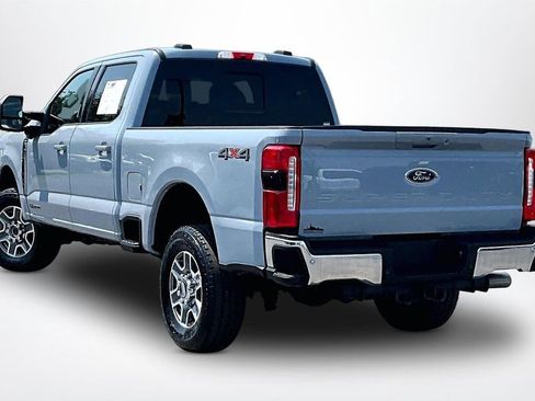 Used 2024 Ford F250 Lariat AWD/4WD image 5