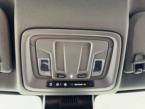 Used 2026 Chevrolet Silverado 1500 Custom RWD image 16