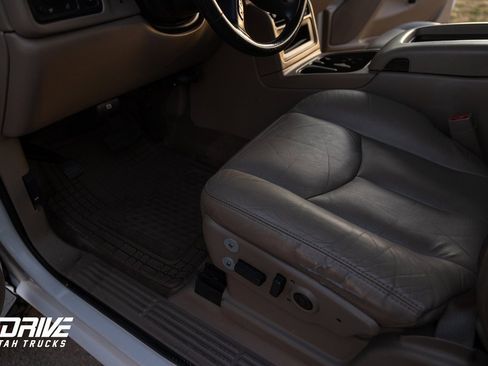 Used 2003 Chevrolet Silverado 2500 LT image 23