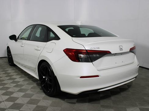 Used 2022 Honda Civic Sport image 28