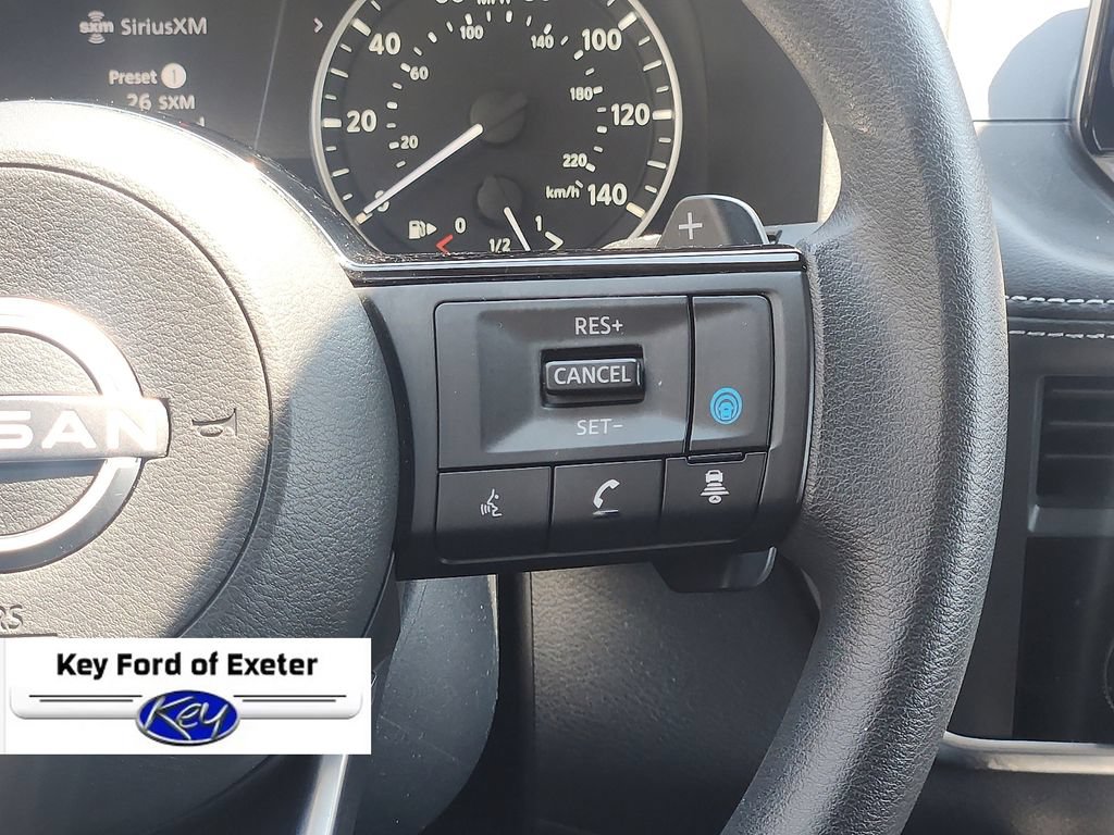 Used 2023 Nissan Rogue SV AWD/4WD image 17