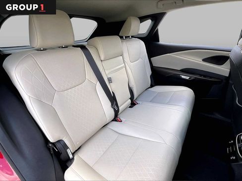Used 2024 Lexus RX 350 Premium Plus w/ Convenience Package FWD image 17
