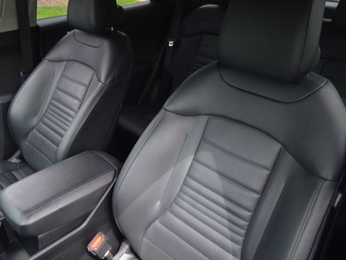 Used 2023 Kia Sportage SX FWD image 29