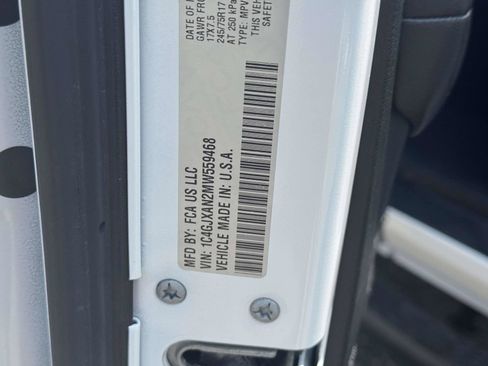 Used 2021 Jeep Wrangler Sport AWD/4WD image 31