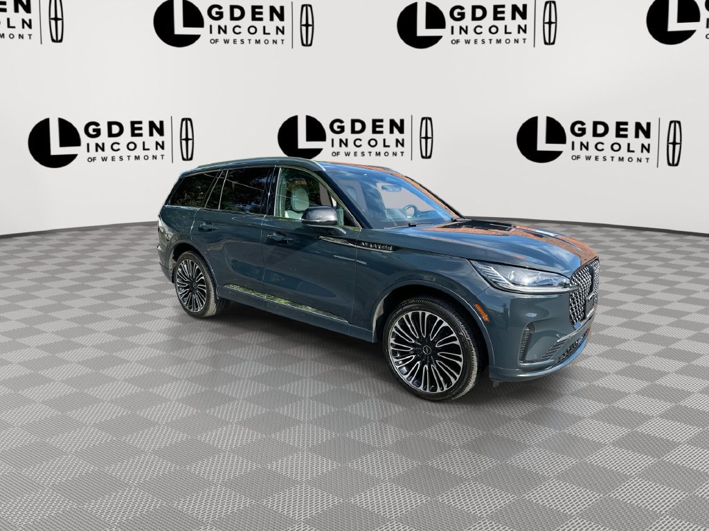 Used 2026 Lincoln Aviator Black Label AWD/4WD image 2