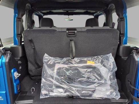 New 2026 Jeep Wrangler Sport AWD/4WD image 21