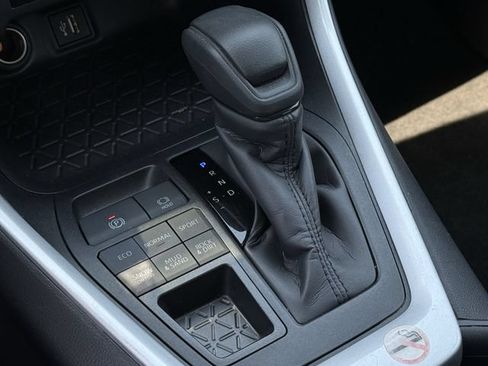Certified 2025 Toyota RAV4 XLE AWD/4WD image 21
