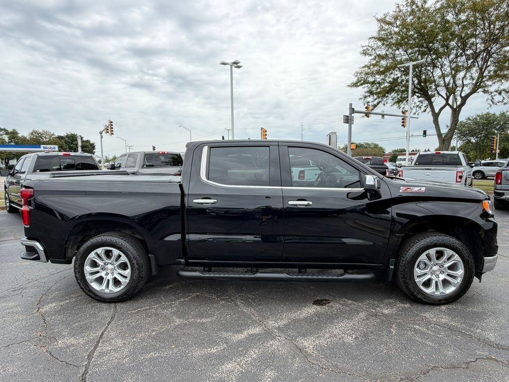 Certified 2024 Chevrolet Silverado 1500 LTZ AWD/4WD image 12