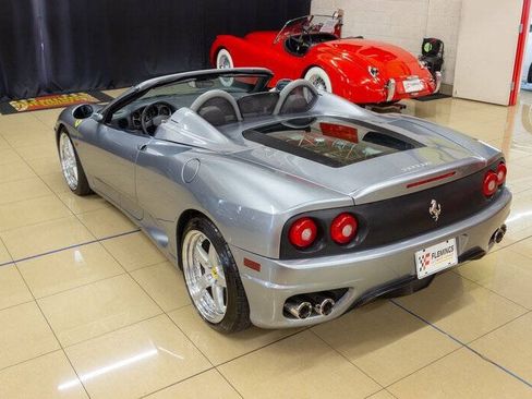 Used 2004 Ferrari 360 Spider RWD image 15