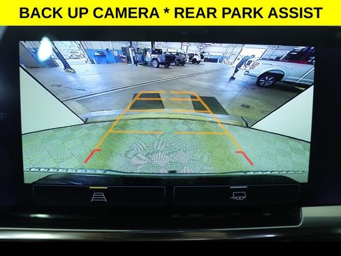 Used 2024 Chevrolet Silverado 1500 RST w/ Protection Package AWD/4WD image 10