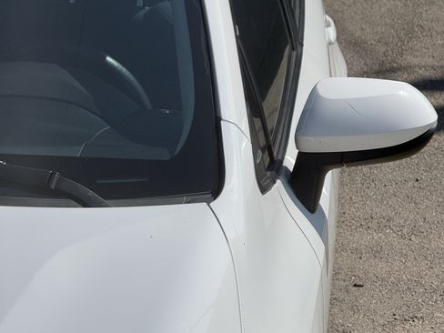 Used 2022 Toyota Corolla LE FWD image 24