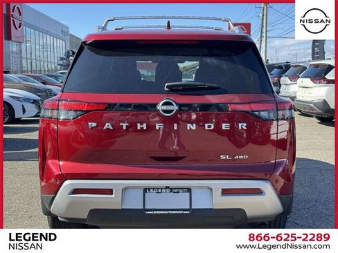 Certified 2024 Nissan Pathfinder SL image 10